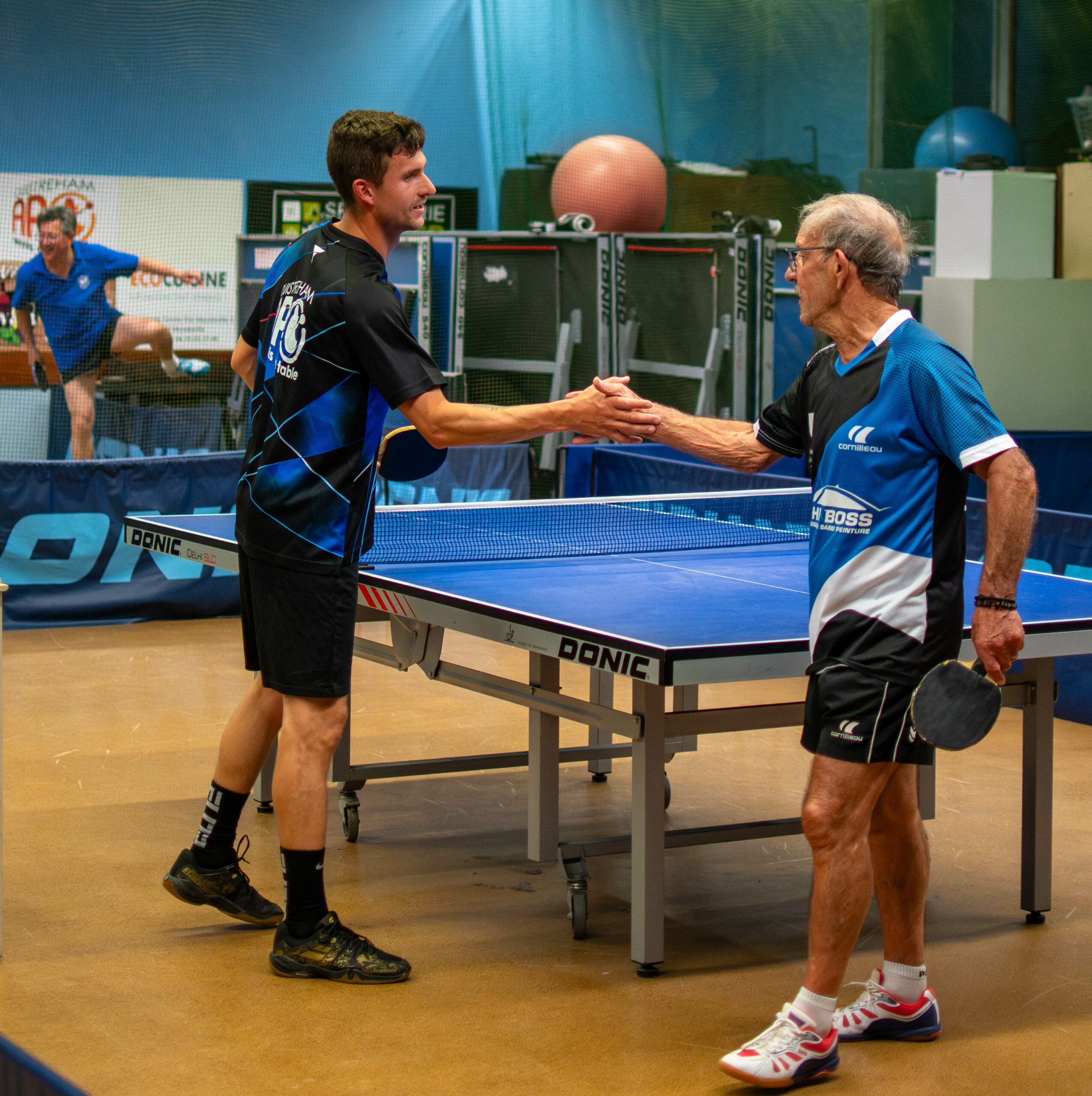 Compétition de tennis de table à l'Amicale Pongiste de Ouistreham